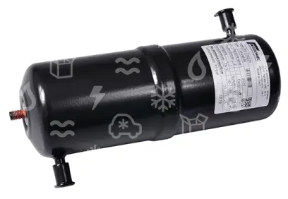 sběrač chladiva,  0,8 l, vstup 6 mm ODS, výstup 6 mm ODS, 180°,  M8